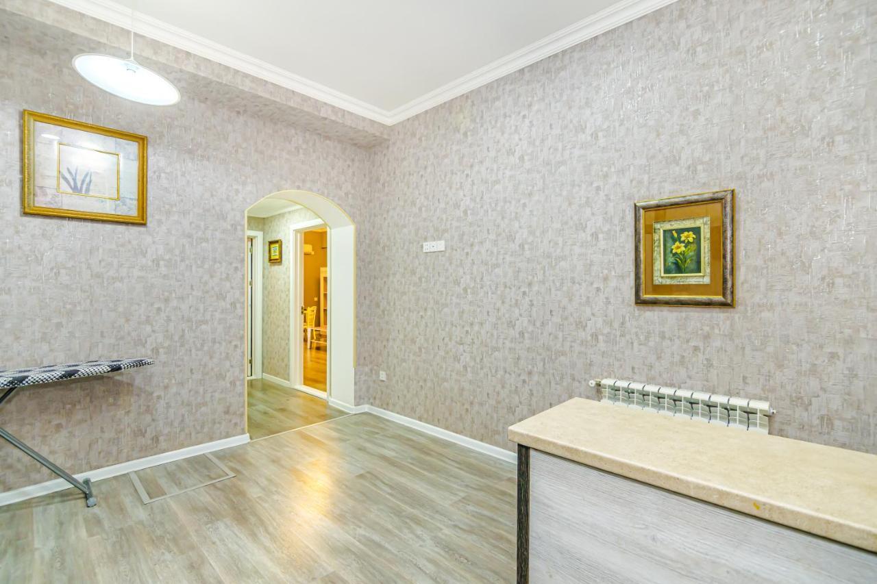 Luxury 2 Room Apartment In The Center บากู ภายนอก รูปภาพ