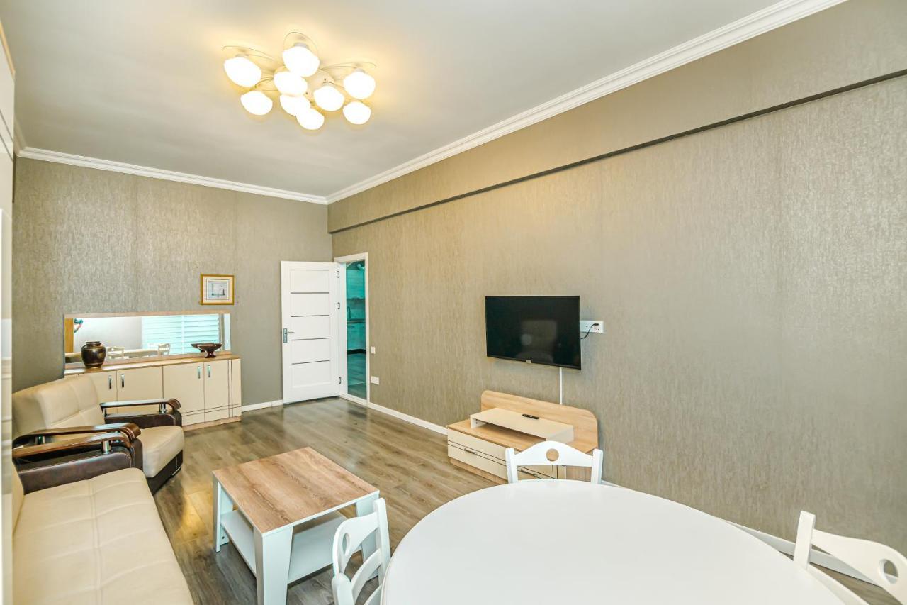 Luxury 2 Room Apartment In The Center บากู ภายนอก รูปภาพ
