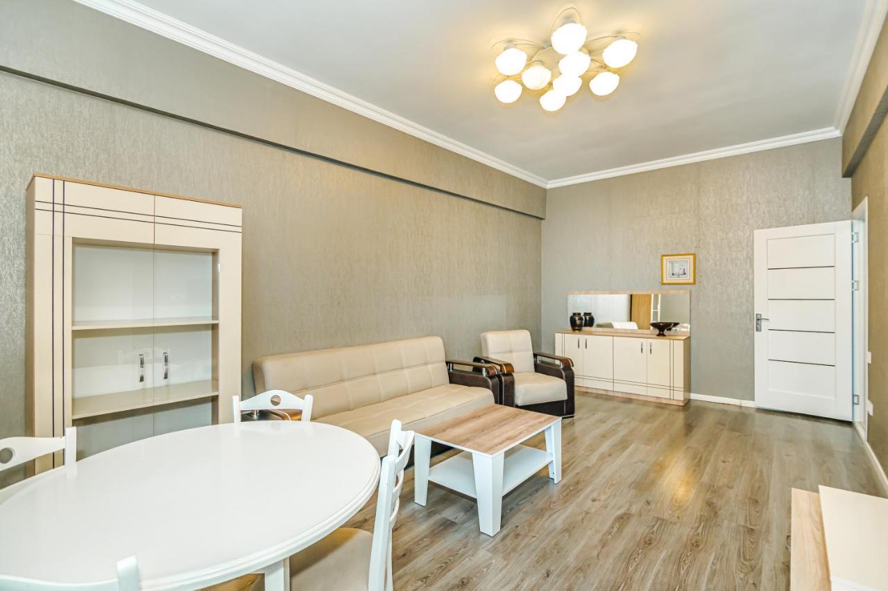 Luxury 2 Room Apartment In The Center บากู ภายนอก รูปภาพ